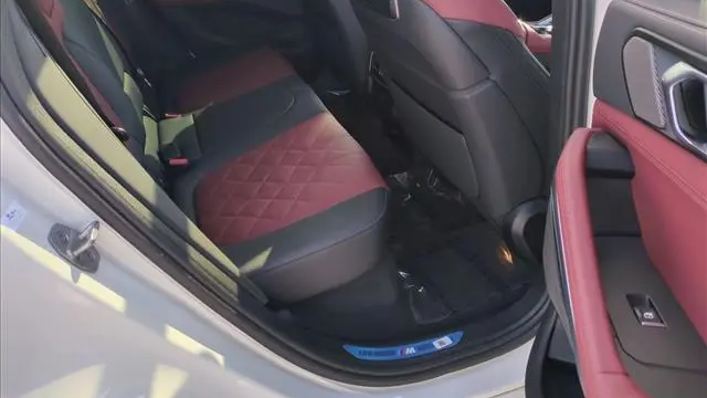 2026 BMW X6 M60i