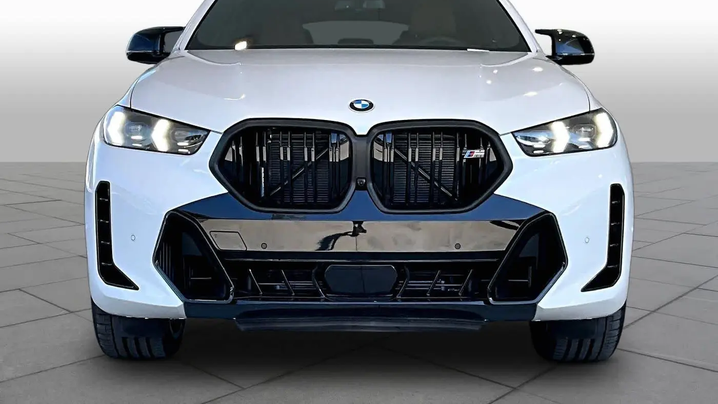 2027 BMW X6 M60i