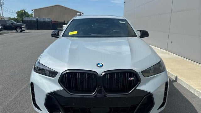 2027 BMW X6 M60i