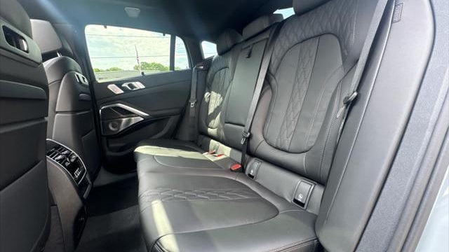2027 BMW X6 M60i