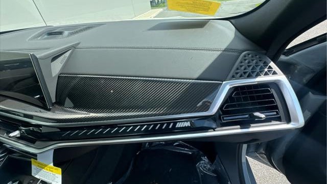 2027 BMW X6 M60i