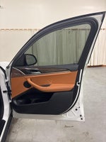 2023 X3 Thumbnail 33