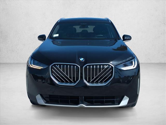 2025 BMW X3 30 xDrive — photo 1 of 12