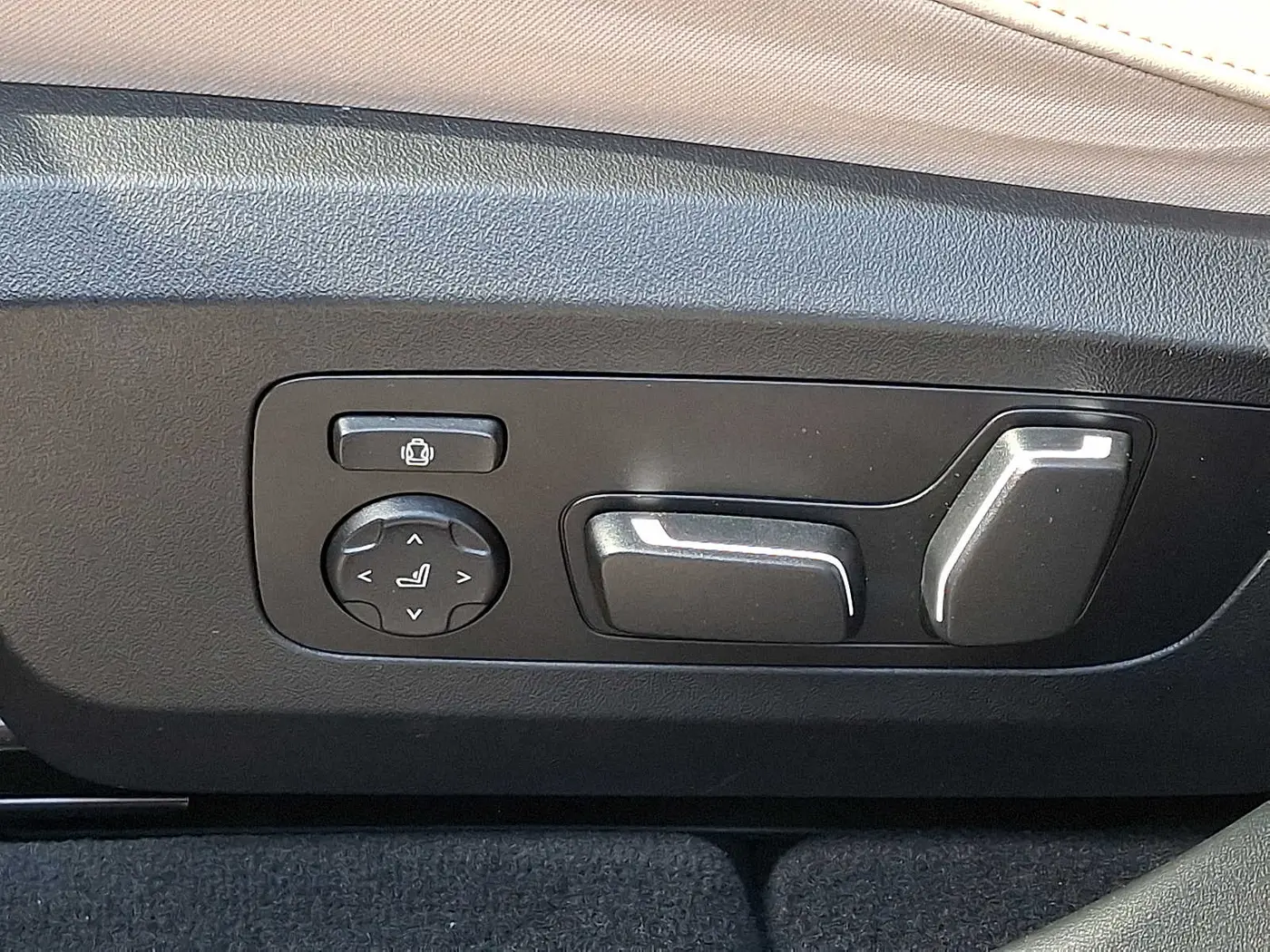 2025 BMW X3 - $47,495
