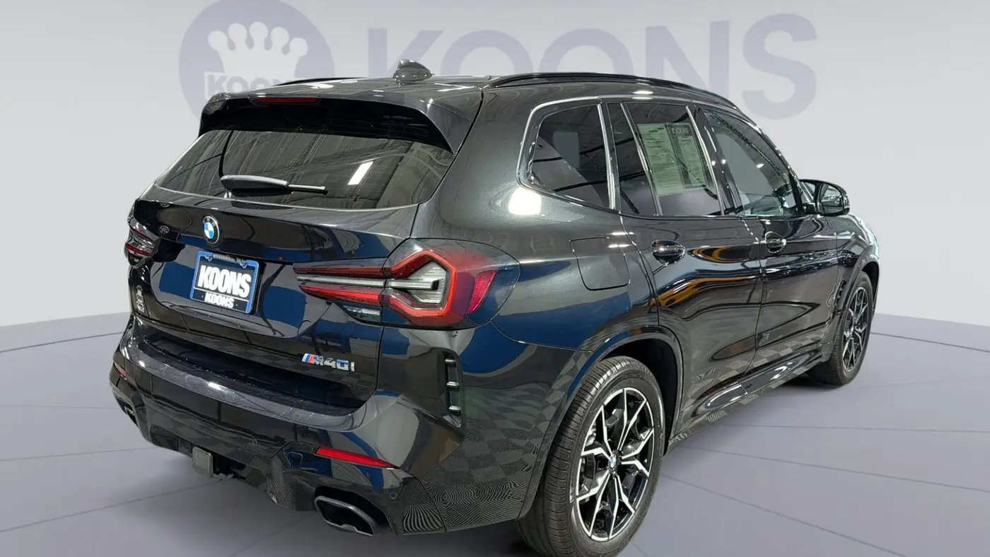 2023 BMW X3 M40i