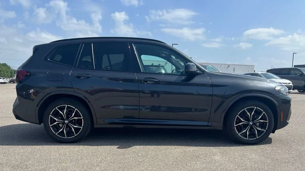 2024 BMW X3 M40i