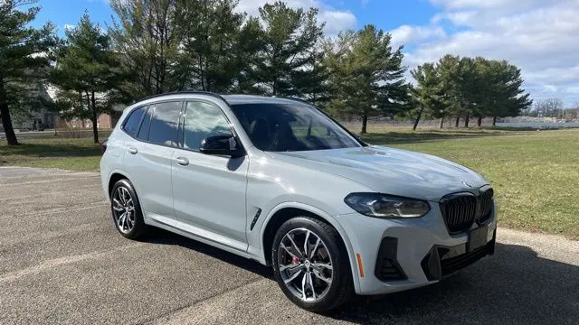 2023 BMW X3 M40i