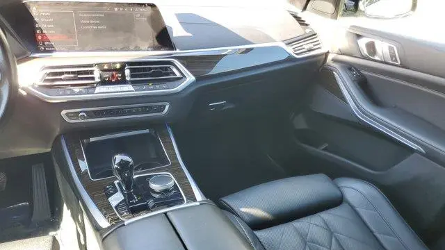 2023 BMW X5 sDrive40i