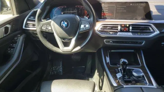 2023 BMW X5 sDrive40i