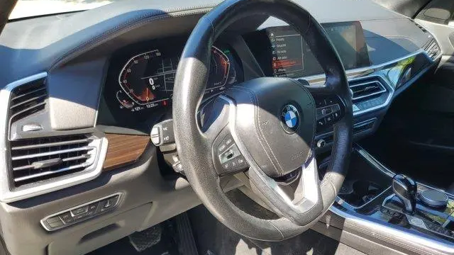 2023 BMW X5 sDrive40i