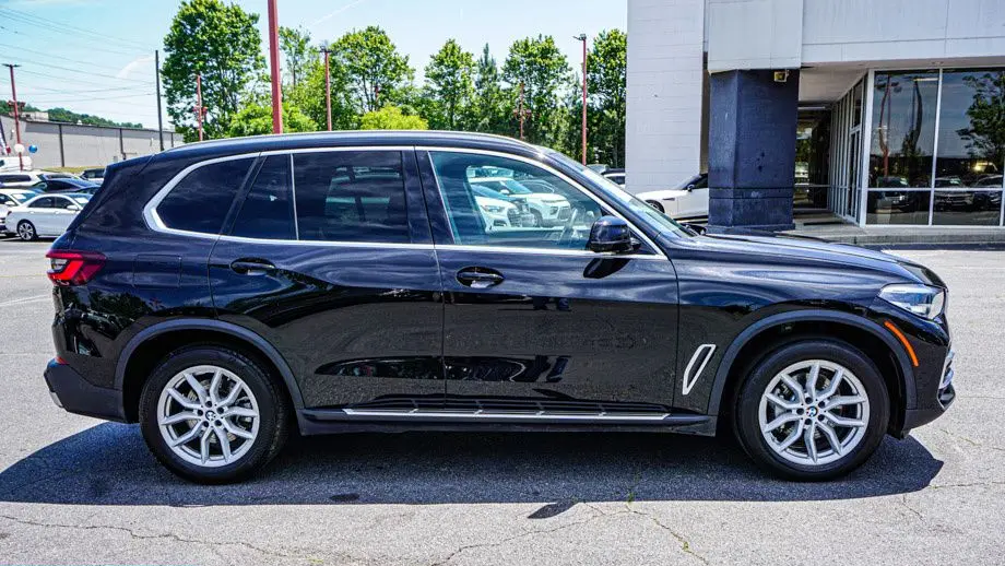 2023 BMW X5 sDrive40i