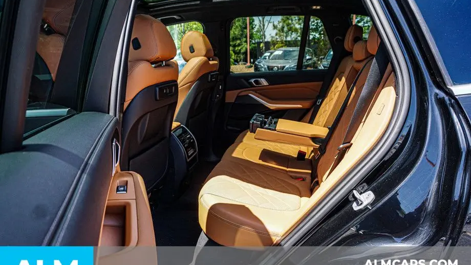 2023 BMW X5 sDrive40i