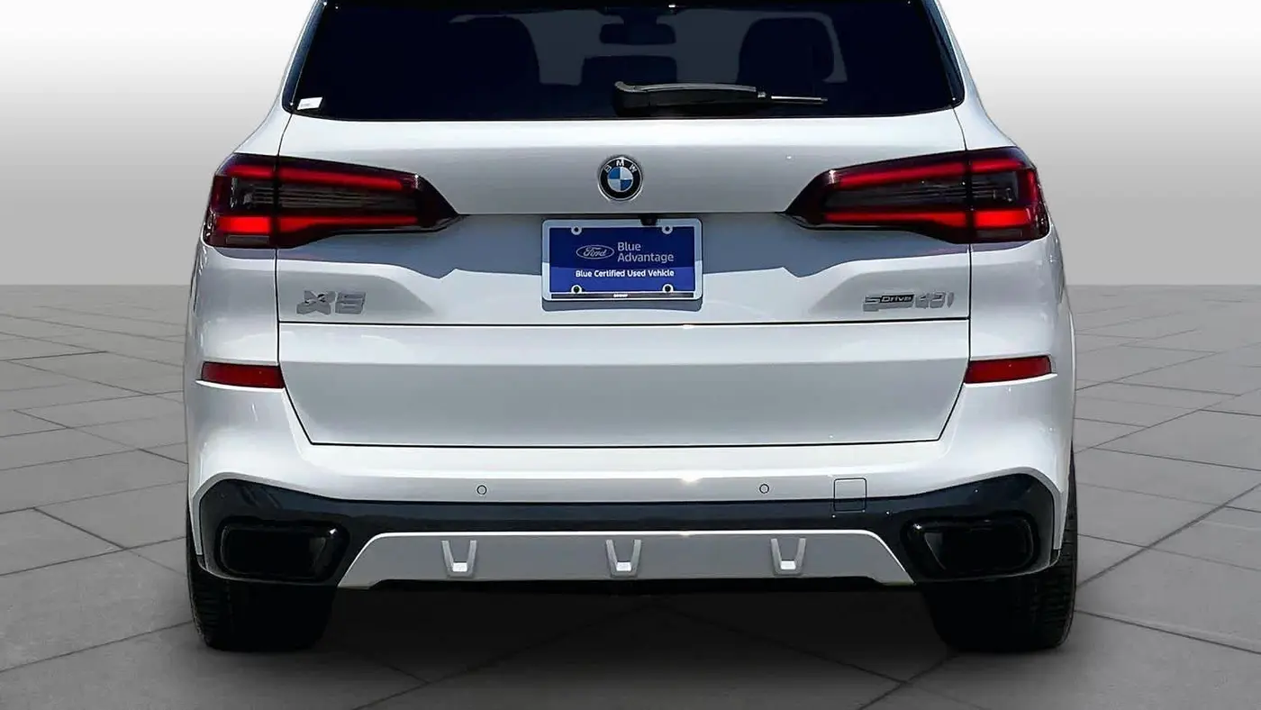2023 BMW X5 sDrive40i