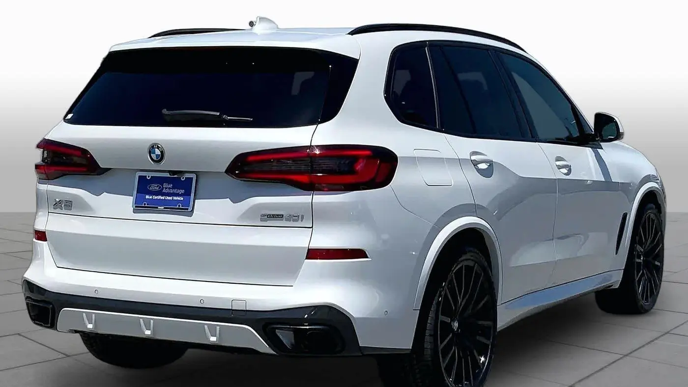 2023 BMW X5 sDrive40i