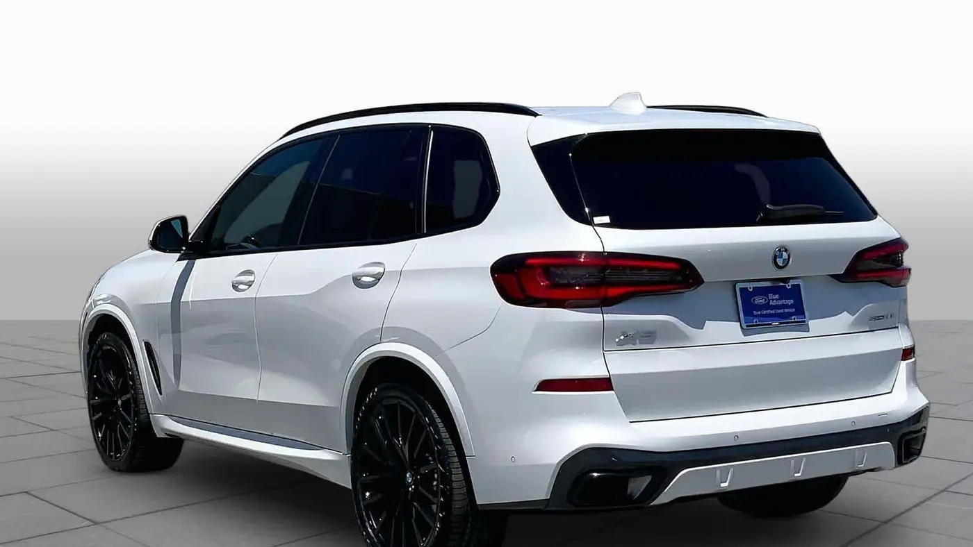 2023 BMW X5 sDrive40i