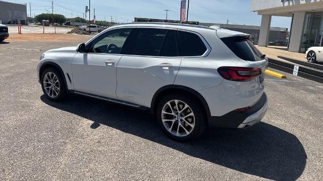 2023 BMW X5 sDrive40i