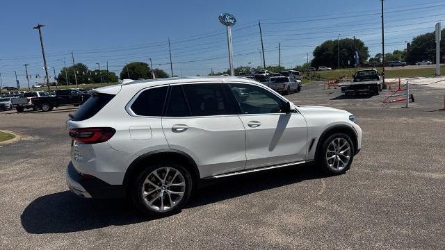 2023 BMW X5 sDrive40i