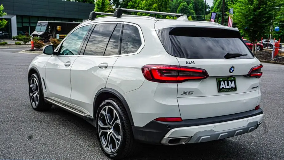 2023 BMW X5 sDrive40i