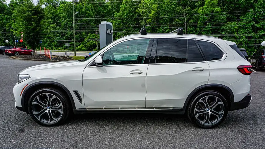 2023 BMW X5 sDrive40i