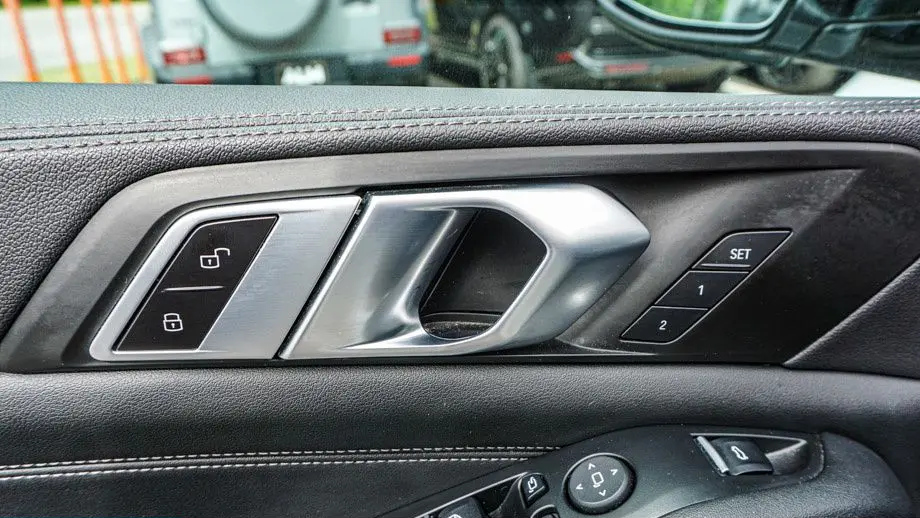2023 BMW X5 sDrive40i