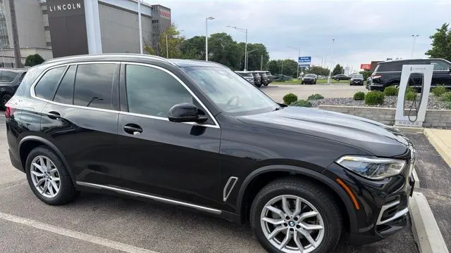 Preowned 2023 BMW X5 xDrive40i for Sale