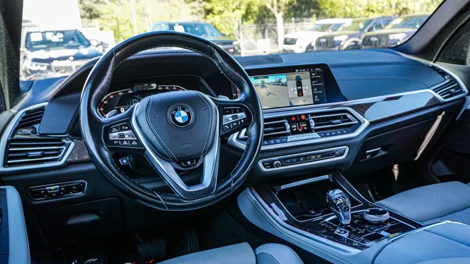 2023 BMW X5 xDrive40i