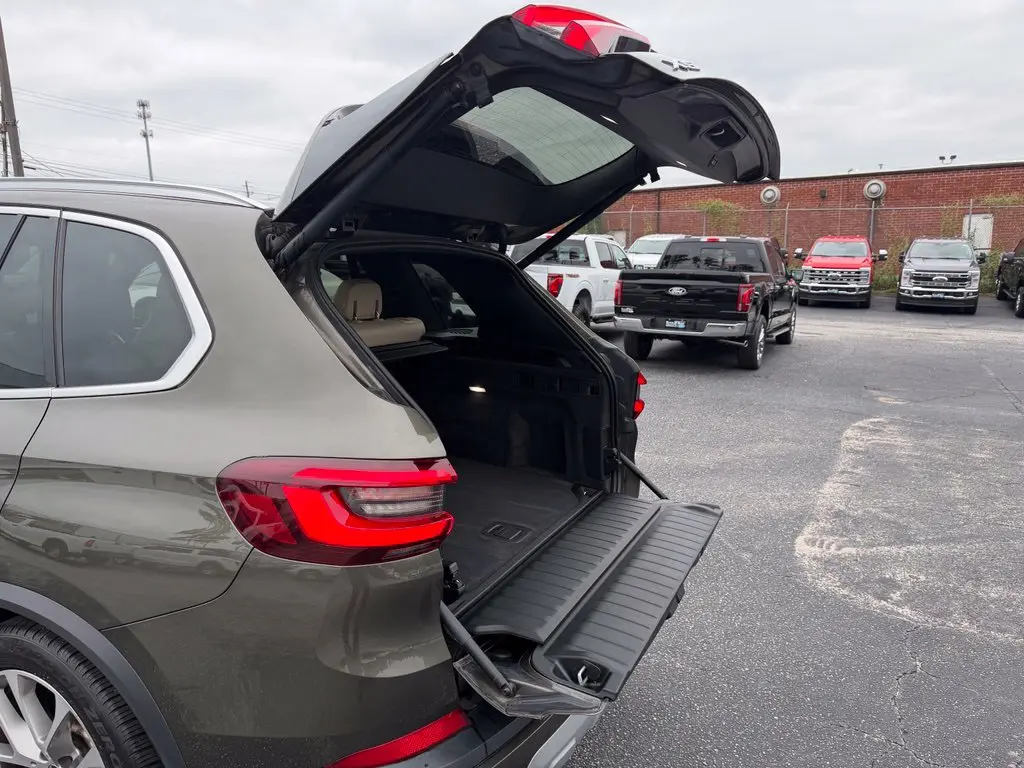2021 BMW X5 - $25,794