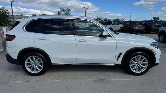 2023 BMW X5 xDrive40i