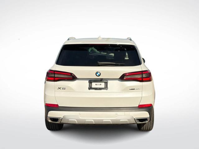 2022 BMW X5 - $33,780