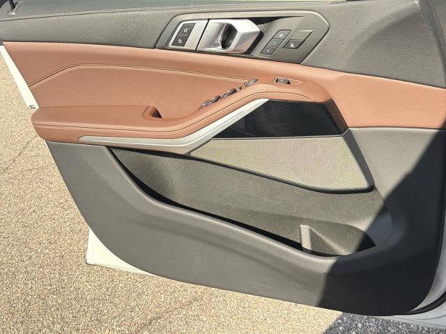 2022 BMW X5 - $33,780