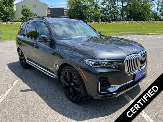 2022 BMW X7