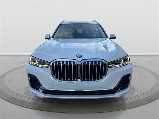 2022 BMW X7 - $36,900