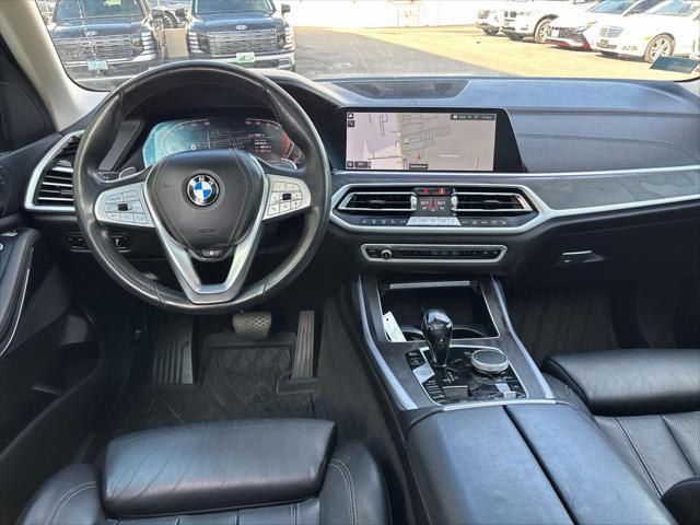 2022 BMW X7 - $36,900