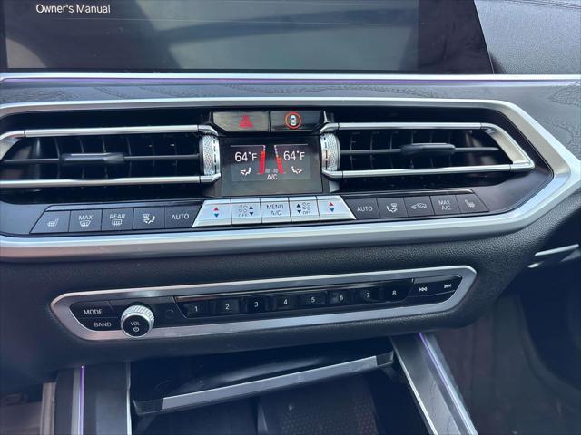 2022 BMW X7 - $36,900