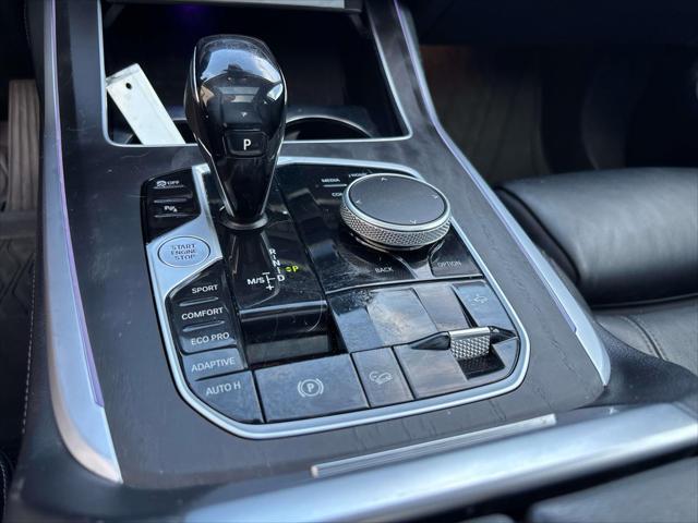 2022 BMW X7 - $36,900