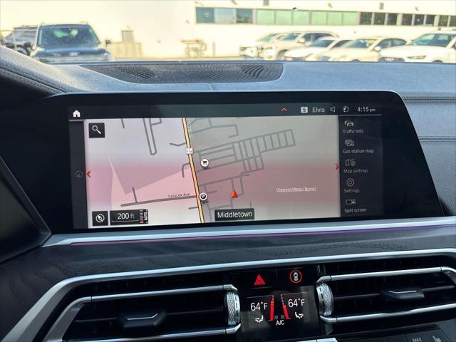 2022 BMW X7 - $36,900