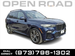 2022 BMW X7 with Tanzanite Blue Ii Metallic Exterior