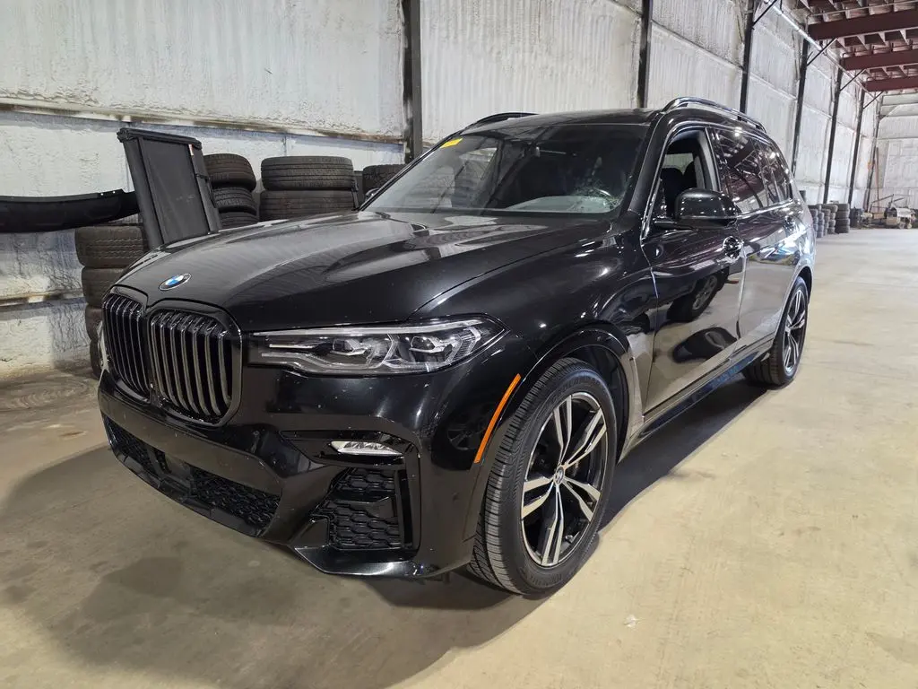 2022 BMW X7