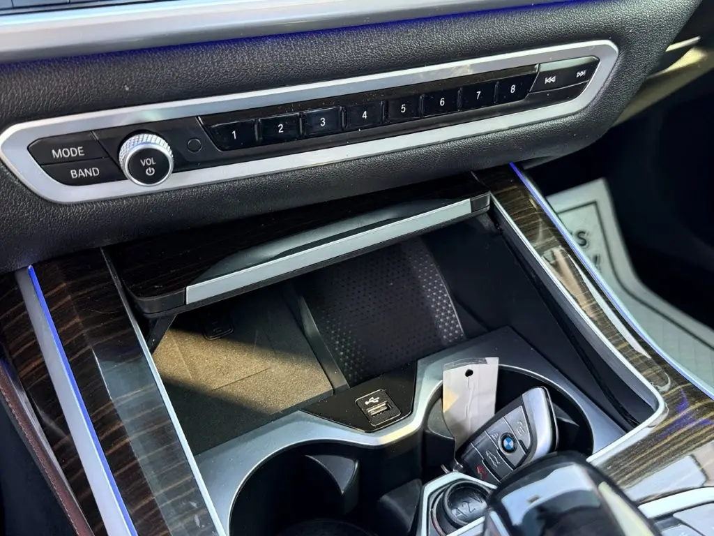 2020 BMW X7 - $29,496