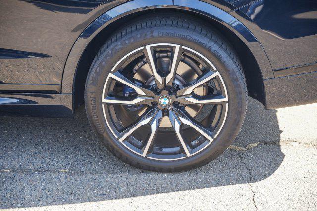 2022 BMW X7 - $49,115