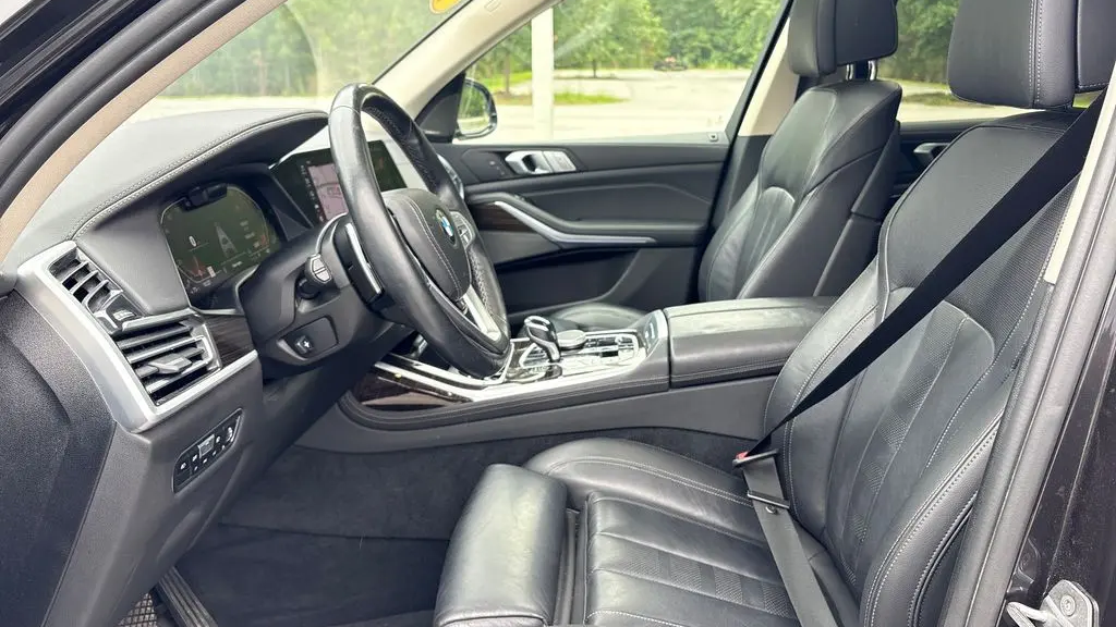 2020 BMW X7 xDrive40i