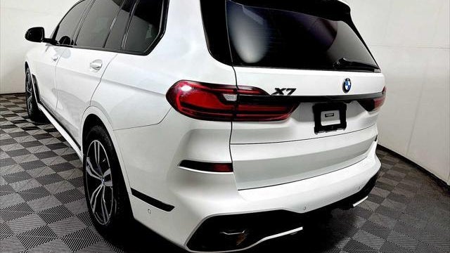 2022 BMW X7 xDrive40i