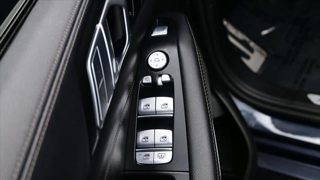 2022 BMW X7 M50i
