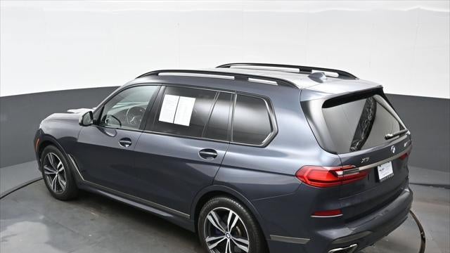 2022 BMW X7 M50i