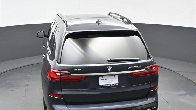 2022 BMW X7 M50i