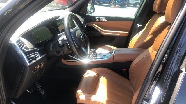 2021 BMW X7 M50i