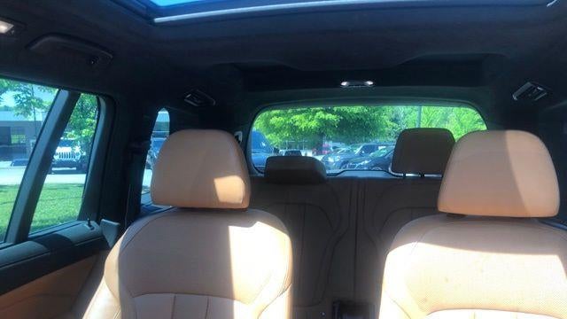 2021 BMW X7 M50i
