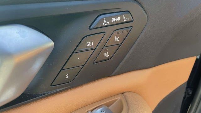2021 BMW X7 M50i