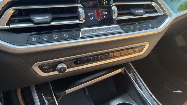 2021 BMW X7 M50i