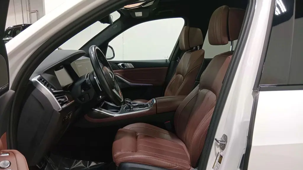 2022 BMW X7 M50i